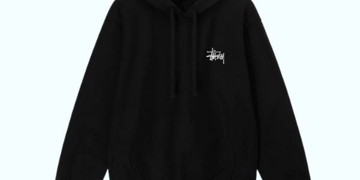 ¿Cómo Estilar Tu Sudadera Stussy Como un Pro?